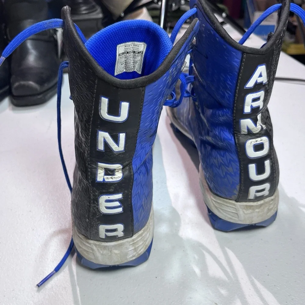 Under Armour product pair